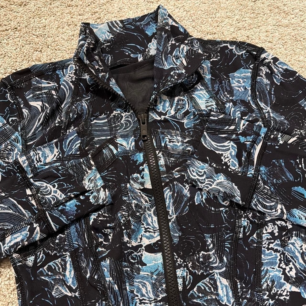 Lululemon Abstract Wave Full Zip Define Jacket | Black Blue | Size 4 - Picture 2 of 5
